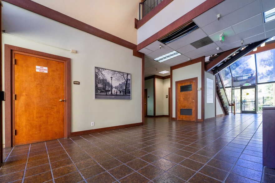 More Photos Of 1485 Civic Ct, Concord Office For Lease