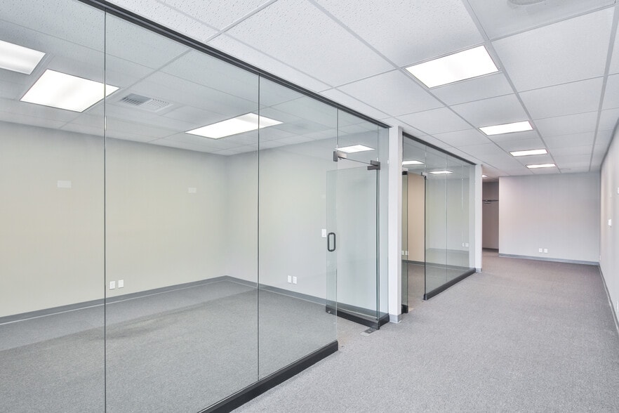 More Photos Of 559 N Mountain Ave, Upland Unknown For Lease