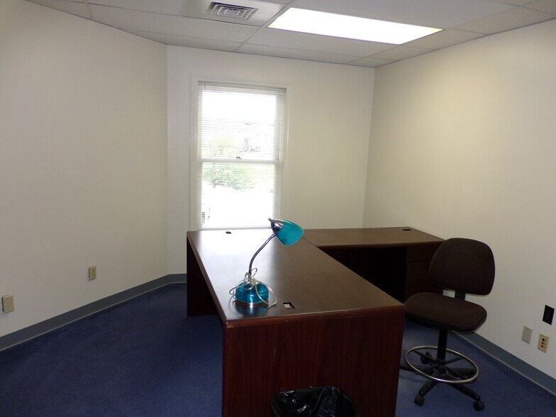 More Photos Of 401 Gilford Ave, Gilford Office For Lease