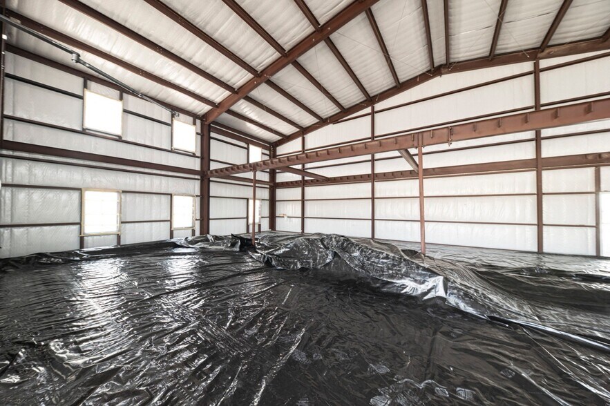 More Photos Of 16511 W Basin St, Odessa Industrial For Lease