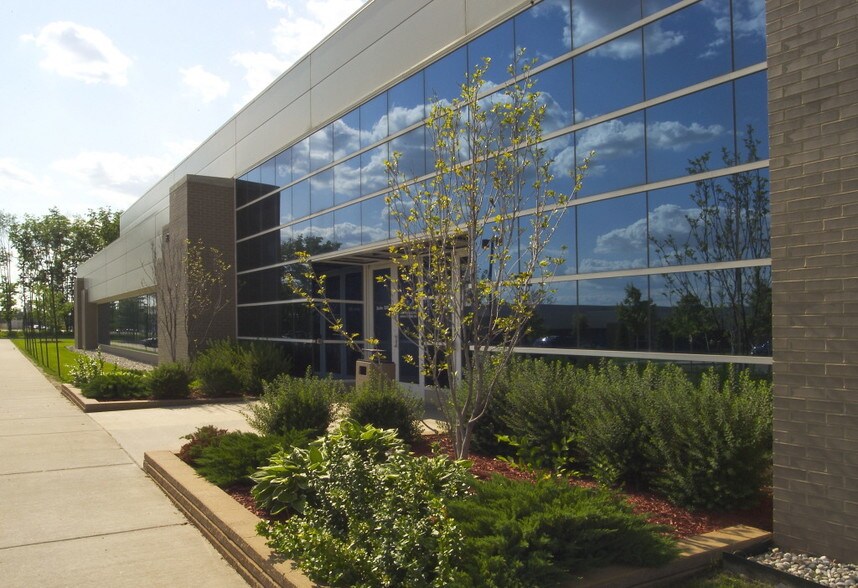 More Photos Of 5850 Mercury Dr, Dearborn Research And Development For Lease