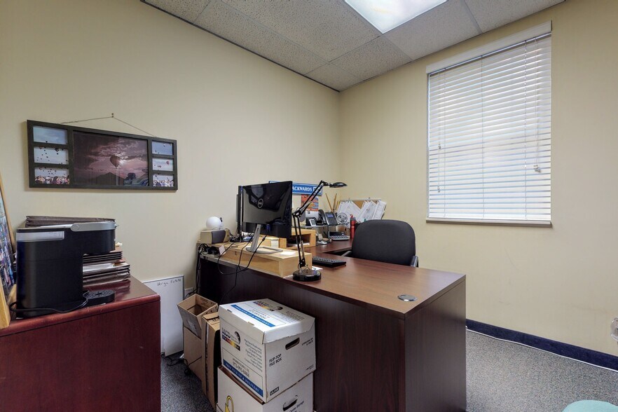 More Photos Of 2 Forest Ave, Oradell Medical For Sale