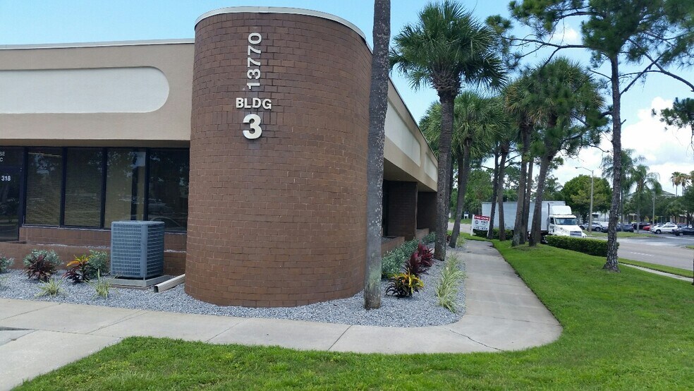 More Photos Of 13770 N 58th St, Clearwater Office For Lease