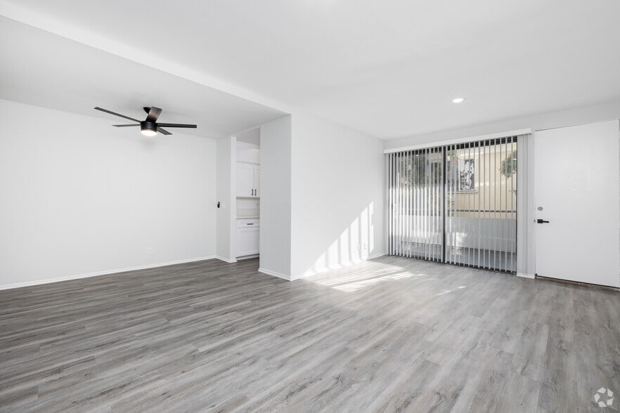 More Photos Of 1527 Veteran Ave, Los Angeles Apartments For Sale