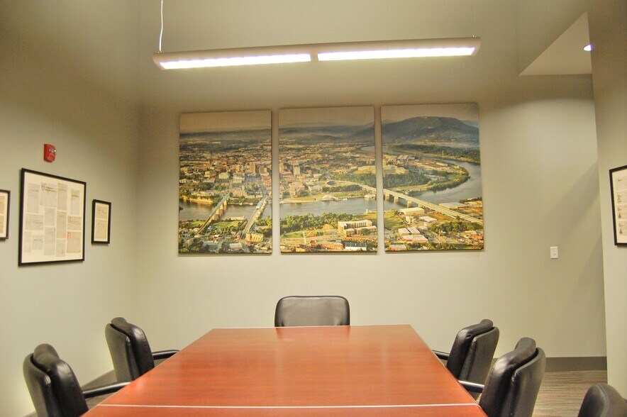 More Photos Of 201 W Main St, Chattanooga Office Residential For Sale