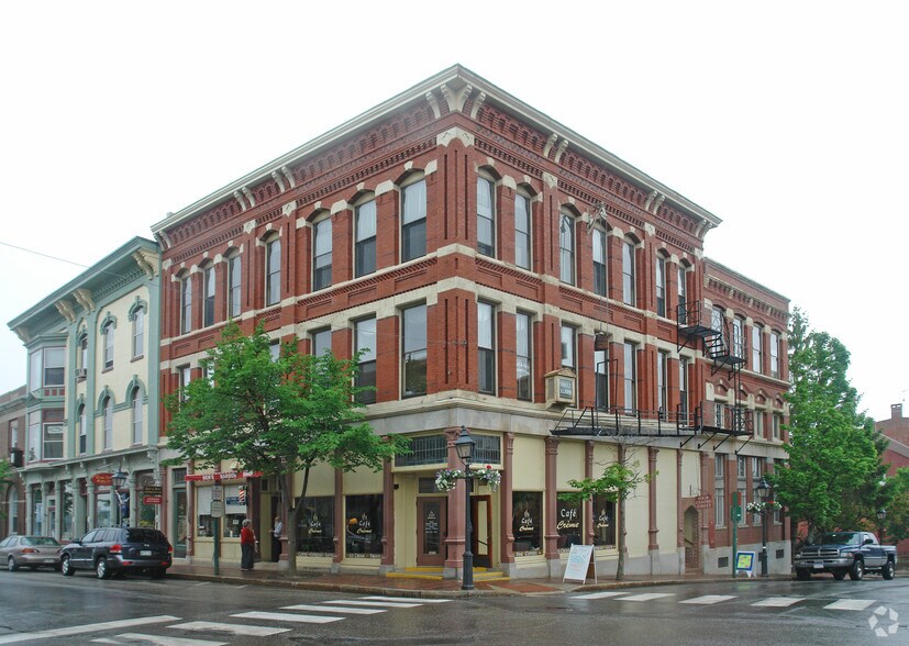 More Photos Of 44 Front St, Bath Office For Lease