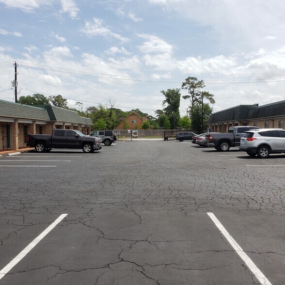 More Photos Of 1111 Gessner Rd, Houston Medical For Lease