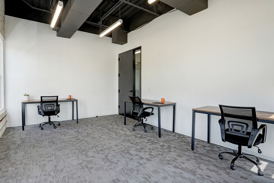 More Photos Of 1911 Washington Ave, Houston Storefront Retail Office For Lease