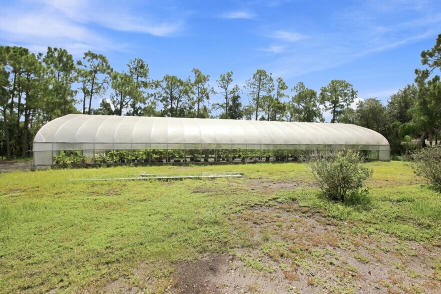 More Photos Of 8146 Tropicaire Blvd, North Port Specialty For Sale