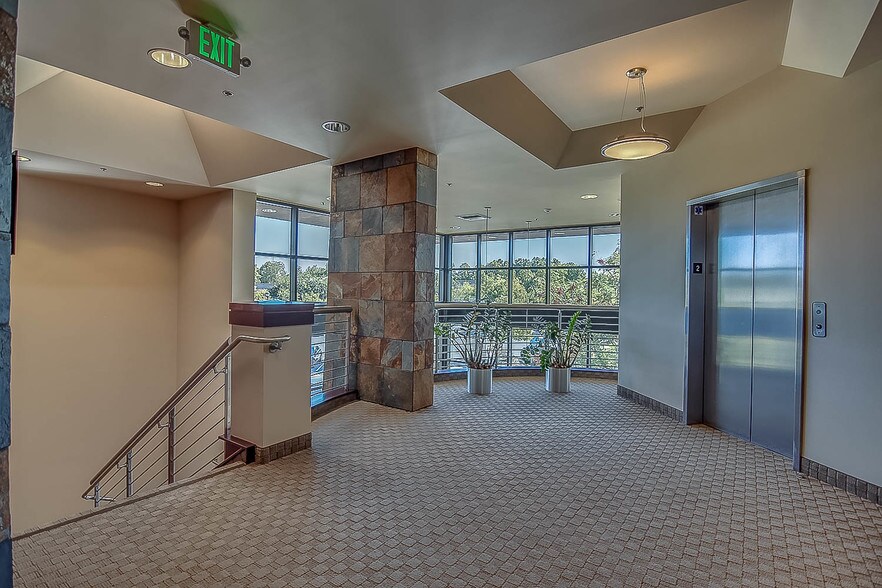 More Photos Of 3439 Brookside Rd, Stockton Office For Sale