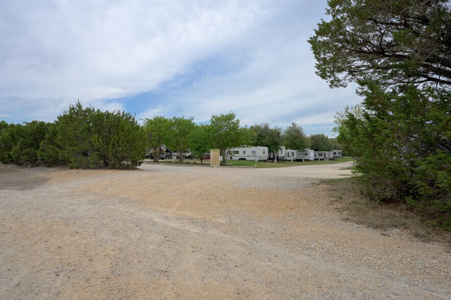 More Photos Of 8666 Nolan Loop, Belton Trailer Camper Park For Sale