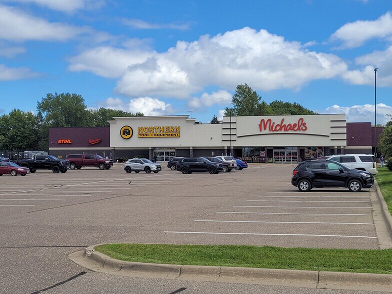 More Photos Of 119-289 SW 12th St, Forest Lake Unknown For Lease