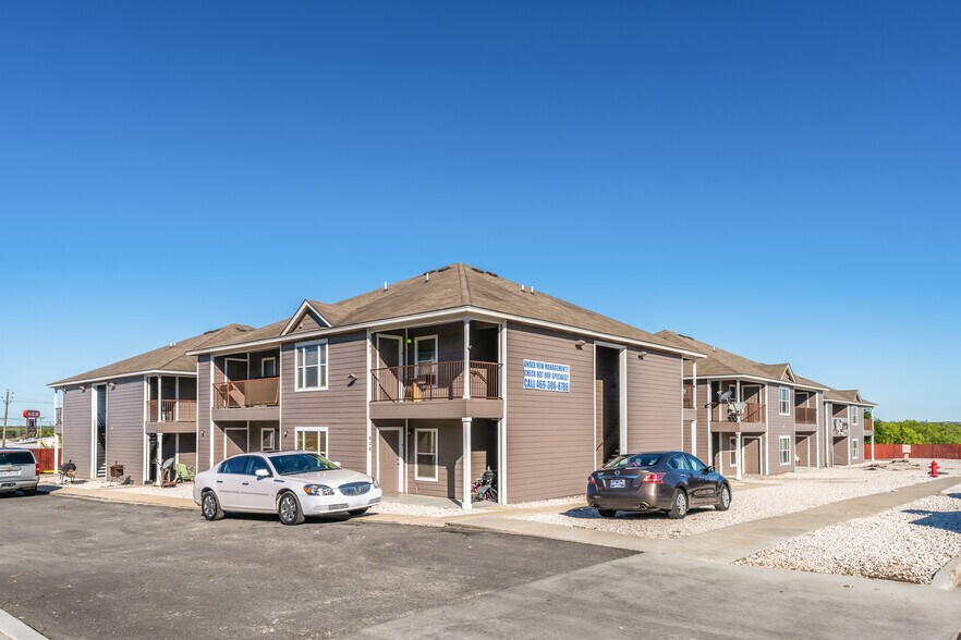 More Photos Of 516 S 9th St, Kenedy Apartments For Sale