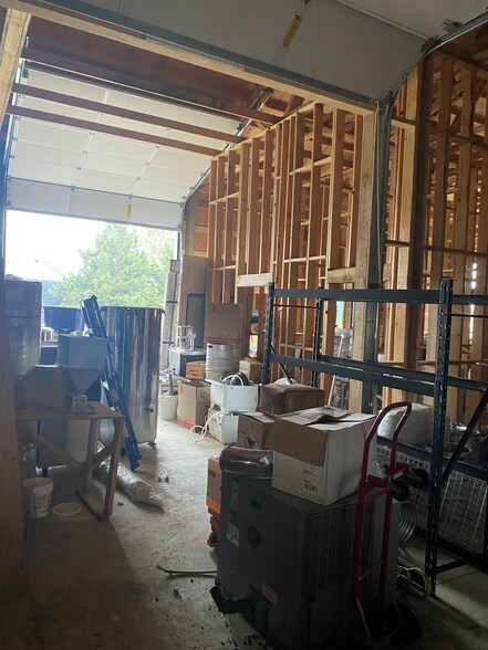 More Photos Of 200 Running Dogs Ln, Saint Helens Specialty For Sale