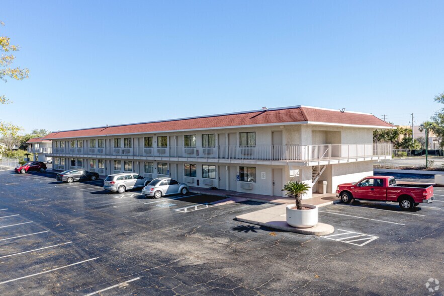 Primary Photo Of 7455 W Irlo Bronson Memorial Hwy, Kissimmee Hotel For Sale