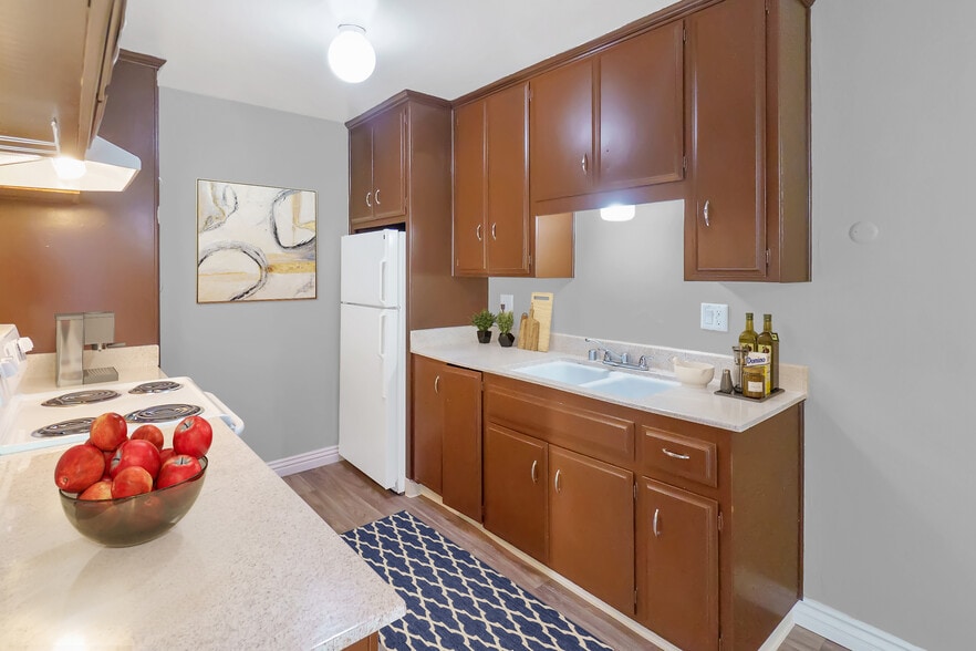 More Photos Of 5055 73rd St, San Diego Apartments For Sale