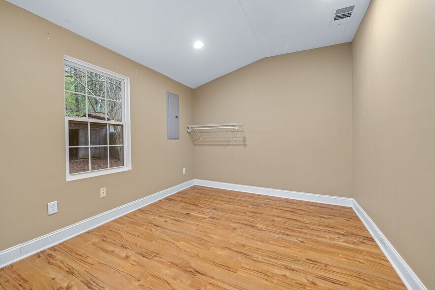 More Photos Of 4407 Winder Hwy, Flowery Branch Land For Sale