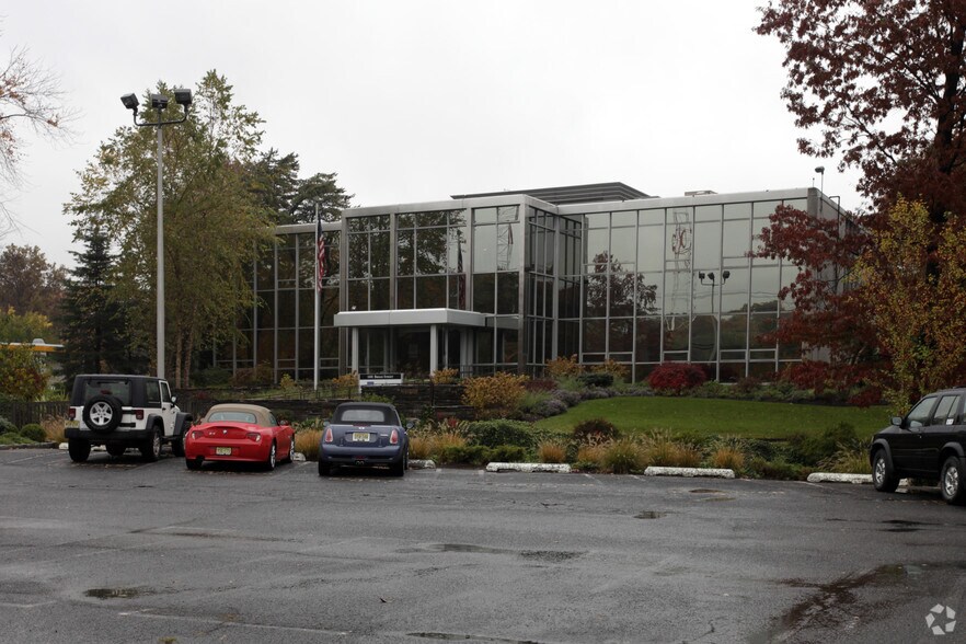 More Photos Of 1401 Broad St, Clifton Office For Lease