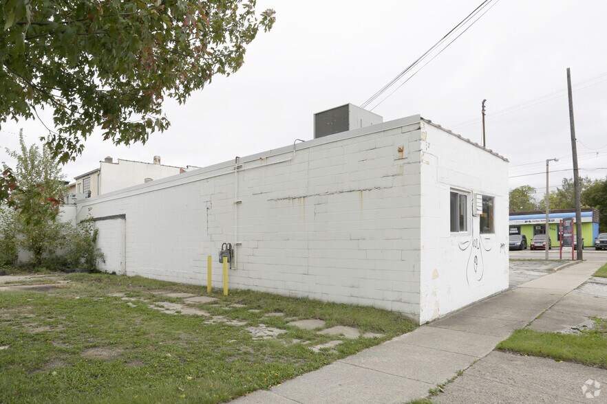 More Photos Of 601 Portage St, Kalamazoo Flex For Lease