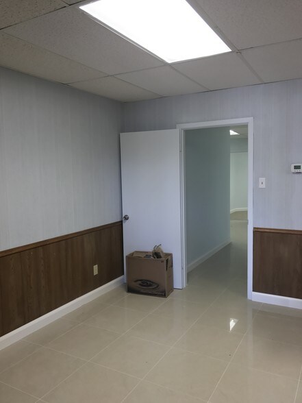 More Photos Of 9801 Anderson Mill Rd, Austin Loft Creative Space For Sale