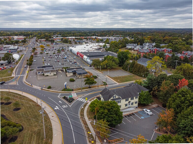 More Photos Of 221 S Main St, Flemington Office For Sale