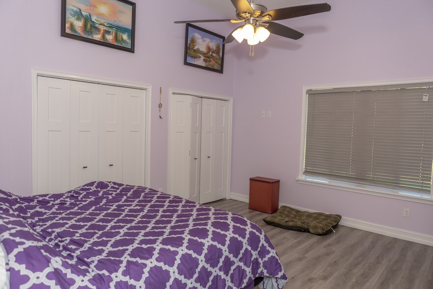 More Photos Of 2211 E Norvell Bryant Hwy, Hernando Freestanding For Sale