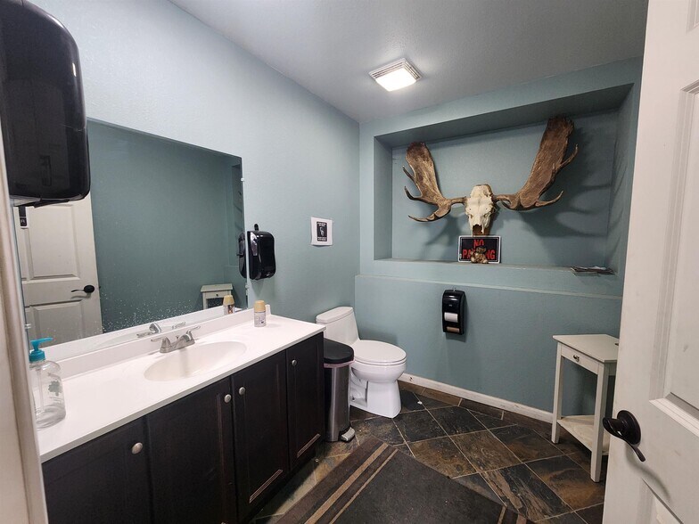 More Photos Of 6619 62 1/2 Ave NW, Blaisdell Distribution For Sale
