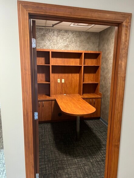 More Photos Of 3310 Professional Park Dr, Owensboro Medical For Lease