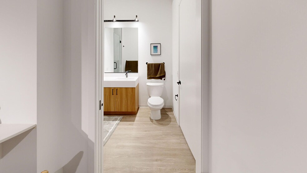 More Photos Of 1717 S Michigan Ave, Chicago Apartments For Lease