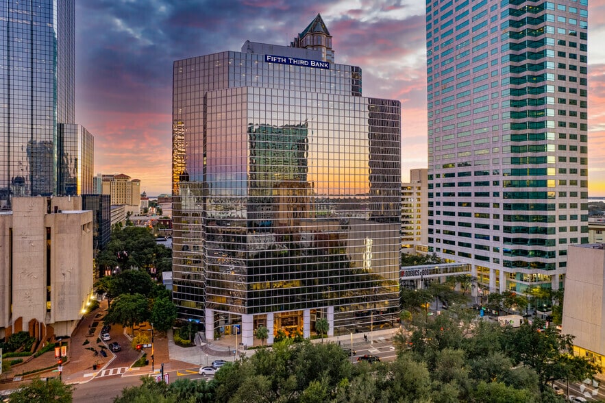 Primary Photo Of 201 E Kennedy Blvd, Tampa Office For Lease
