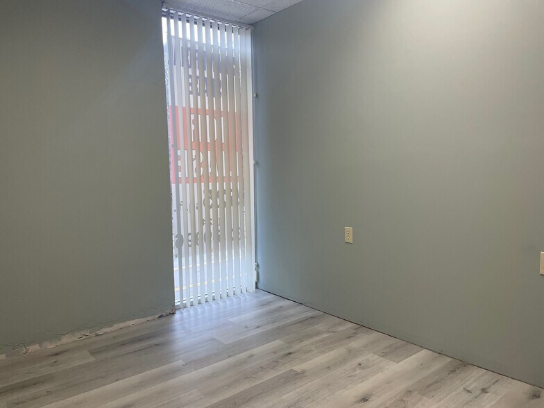 More Photos Of 346 Freeport Rd, New Kensington Medical For Lease