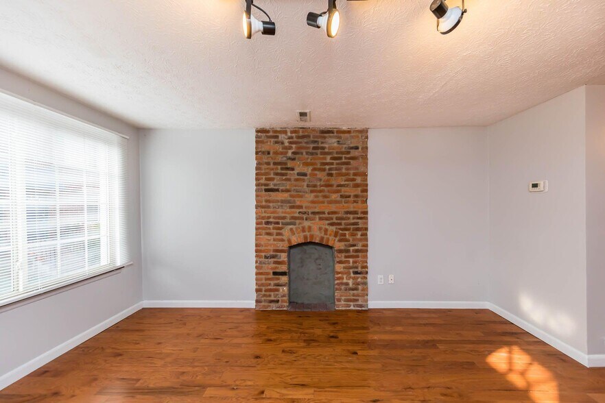 More Photos Of , Columbus Multifamily For Sale