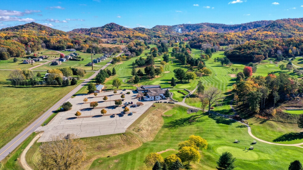 More Photos Of W7665 Sylvester Rd, Holmen Golf Course Driving Range For Sale