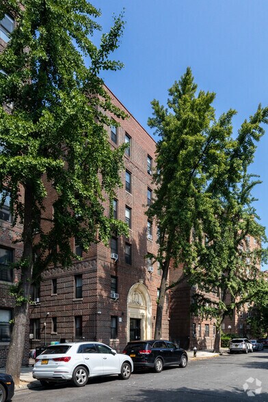 More Photos Of 3971 Gouverneur Ave, Bronx Apartments For Sale