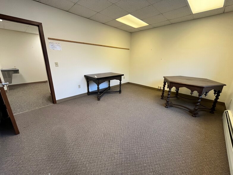 More Photos Of 84 Scio St, Rochester Storefront Retail Office For Lease