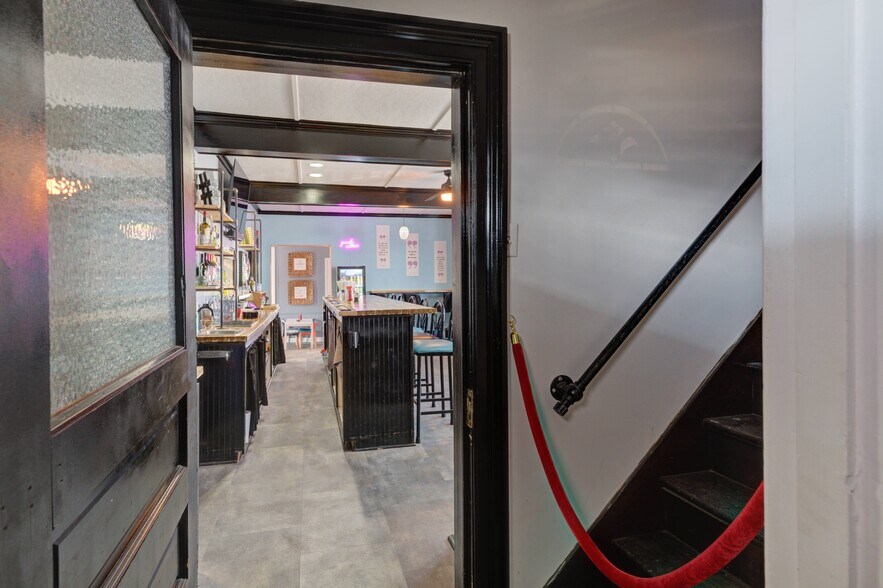 More Photos Of 28 E Main St, Johnstown General Retail For Sale