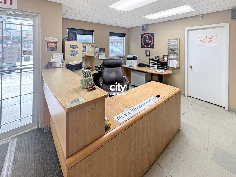 More Photos Of 10561 111th St NW, Edmonton Office For Sale