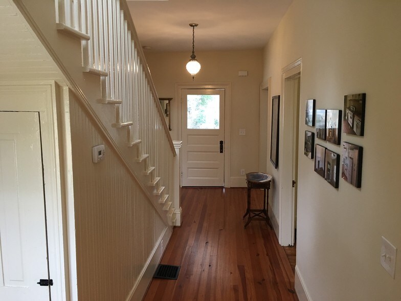 More Photos Of 407 Atlanta St SE, Marietta Office Residential For Sale