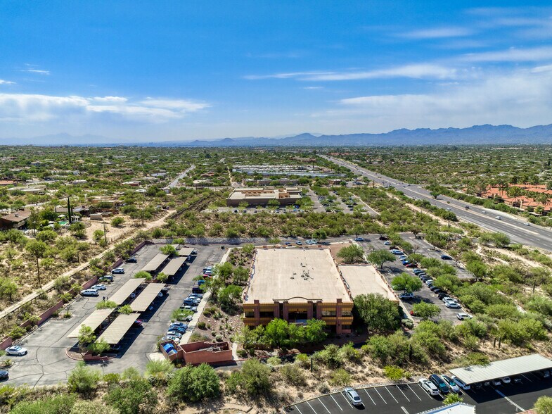 More Photos Of 8950 N Oracle Rd, Oro Valley Office For Lease