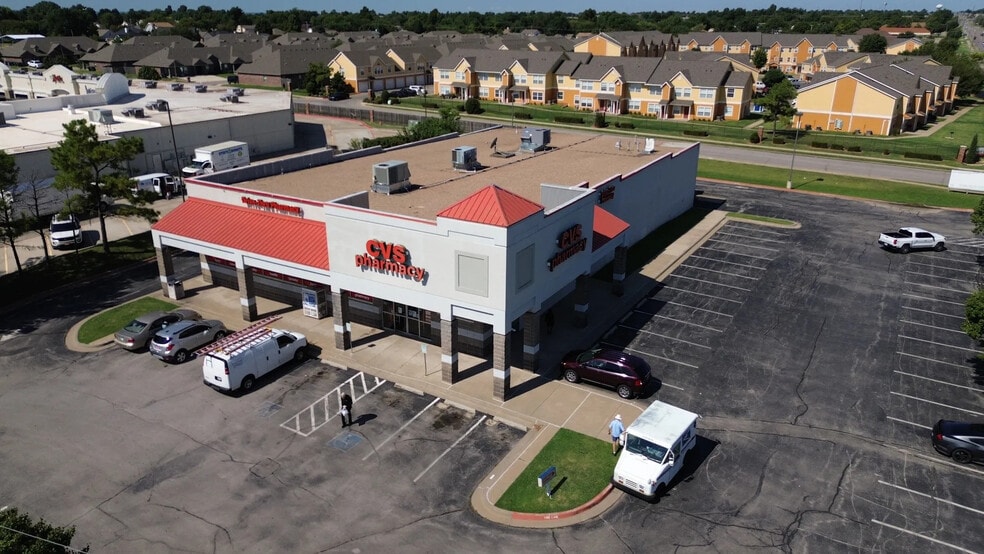 More Photos Of 9001 S Western Ave, Oklahoma City Freestanding For Lease