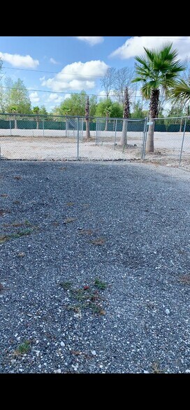 More Photos Of 4830 Sunbeam St, Houston Auto Repair For Lease