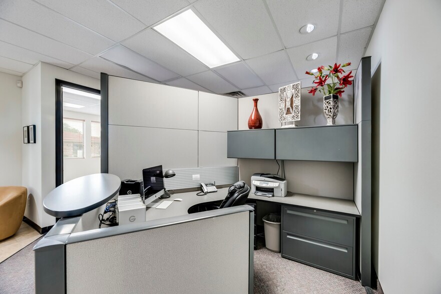 More Photos Of 5172 Village Creek Dr, Plano Medical For Sale