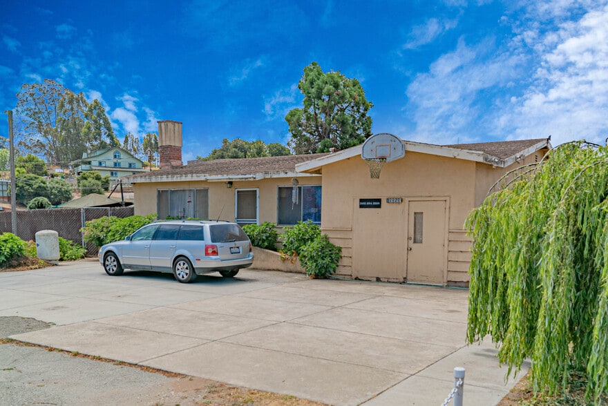 More Photos Of 10050 Reese Cir, Prunedale Warehouse For Sale