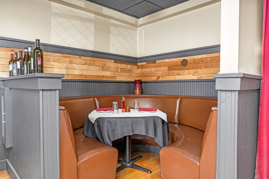 More Photos Of 2099 Post Rd, Warwick Restaurant For Sale