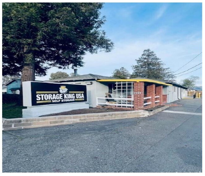 Primary Photo Of 2868-2872 Dutton Meadow, Santa Rosa Self Storage For Lease