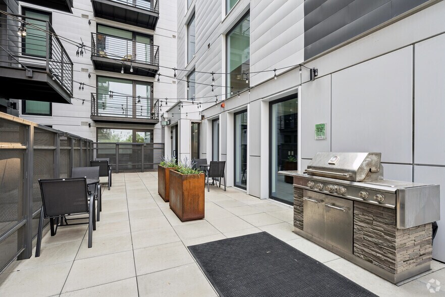 More Photos Of 1275 N Santa Fe Dr, Denver Apartments For Lease