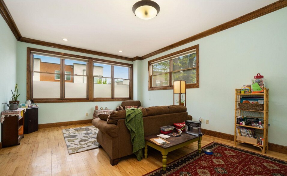 More Photos Of 308 E Simpson St, Lafayette Office Residential For Sale