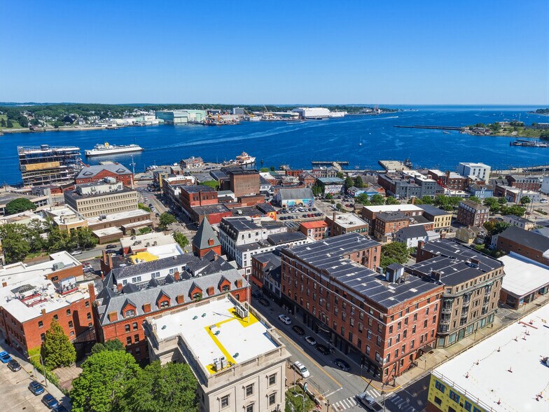 More Photos Of 35 Union St, New London Apartments For Sale
