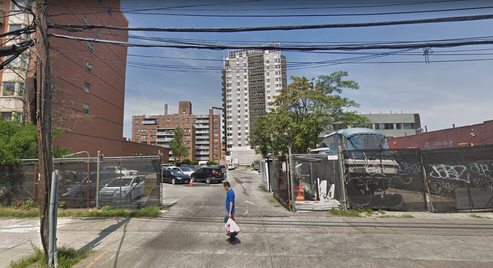 Primary Photo Of 134-53 134-53 Maple Ave. ave, Flushing Land For Sale