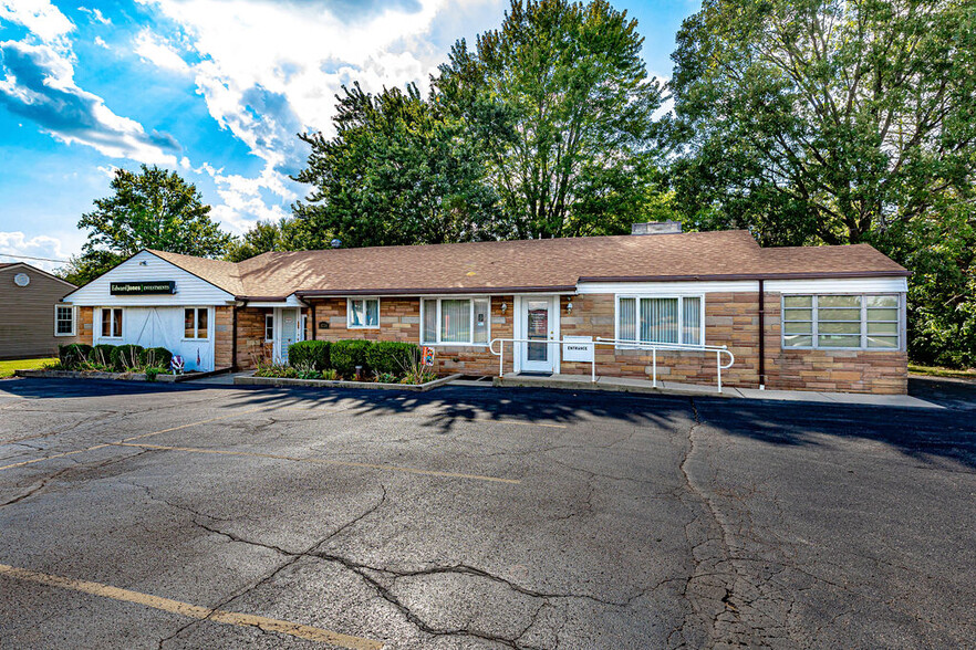 Primary Photo Of 1751 N Barron St, Eaton Medical For Sale